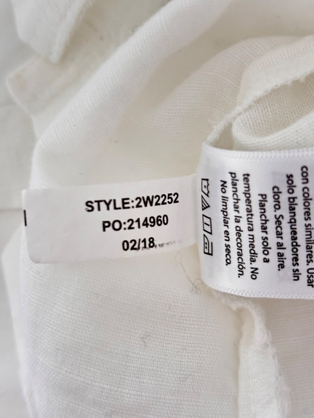 Vineyard Vines White Beaded Linen Tunic Top | Size M | Long Sleeve | White-on-Wh - Picture 6 of 8